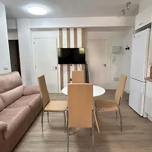 Piso Compartido Delyrent Acosta Hostal